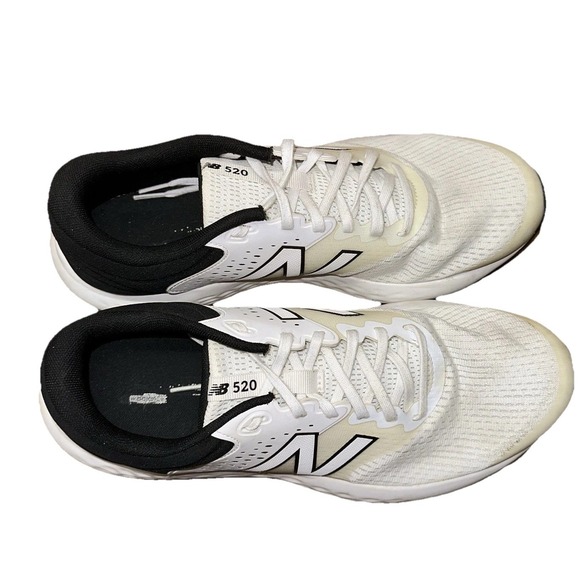 New Balance 520 White & Black‎ Running Shoes Men\'s 11 D (M520CW7) EUC